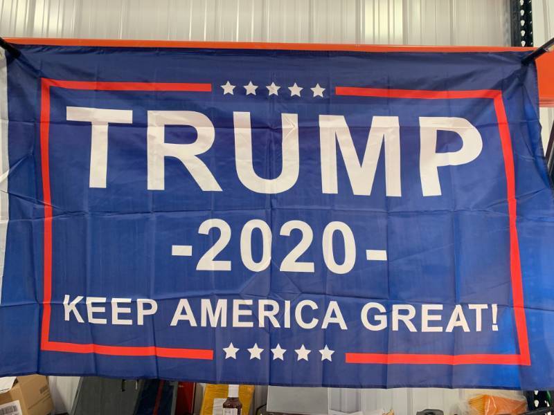 lot 60 image: Donald Trump 2020 Nylon Flag 3 x 5