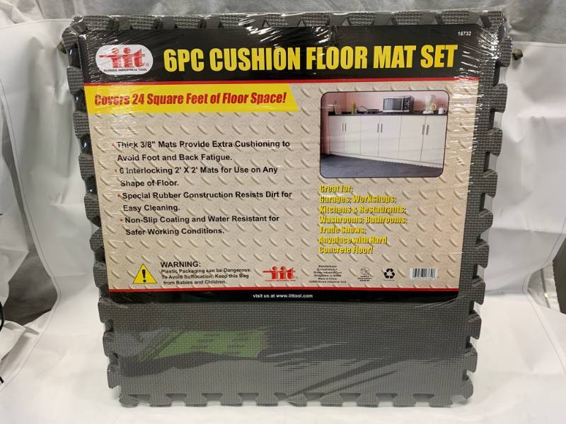 lot 80 image: 6pc Shop Gym Garage Floor Mat Set