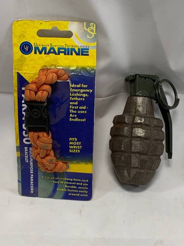 lot 84 image: Paracord Bracelet & Dummy Military Grenade