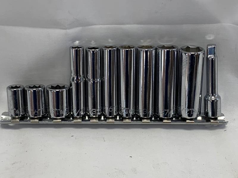 lot 46 image: Easco 11pc SAE Socket Set Made in the USA $79