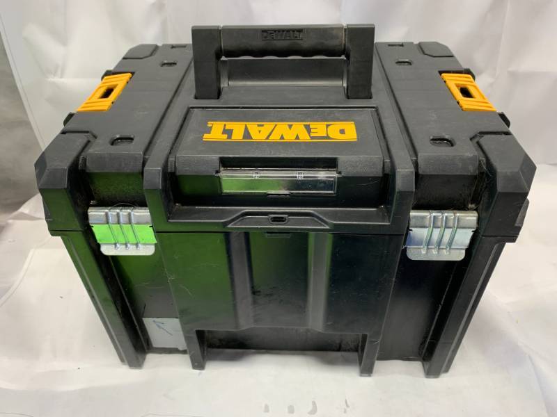 lot 55 image: Dewalt Toolbox