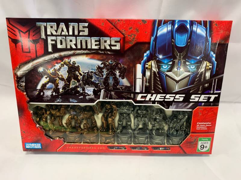 lot 87 image: Brand New Transformers Chess Set (sold for $70 on ebay)