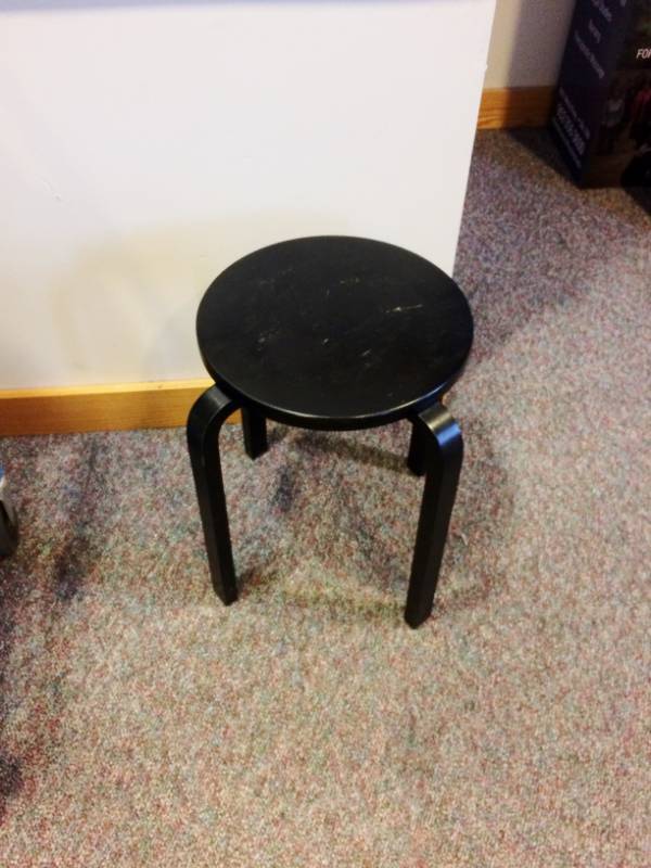 lot 2 image: Black Wood Side Table Plant Stand - Excellent Condition