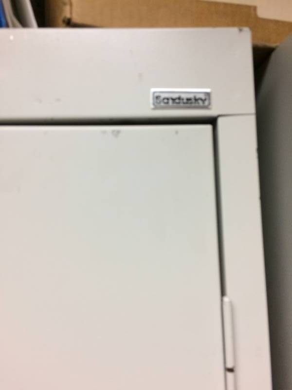 lot 29 image: Sandusky Storage Cabinet - Contents Not Included - Good Condition