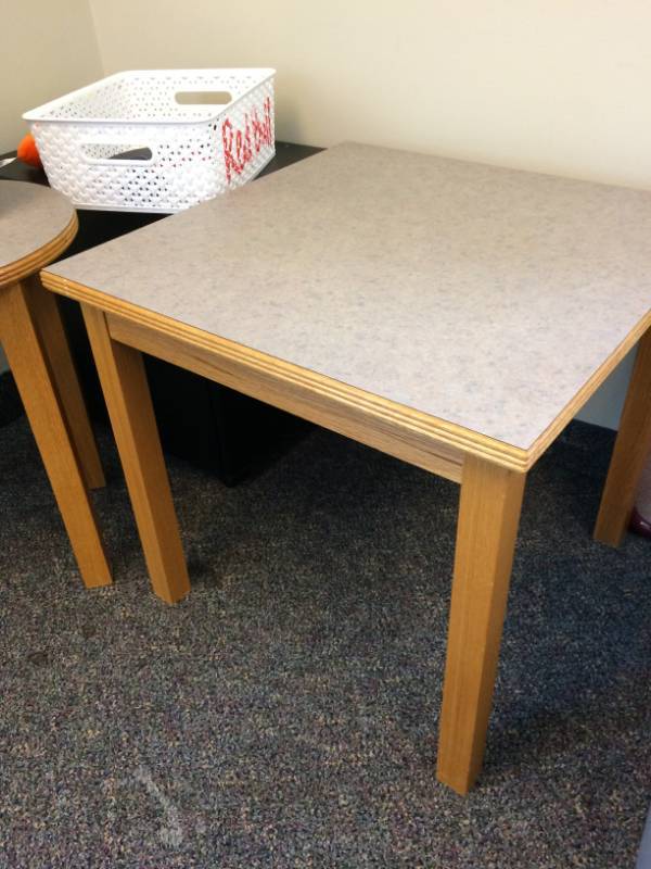 lot 104 image: Wood & Laminate Square Corner Side Table - Excellent Condition
