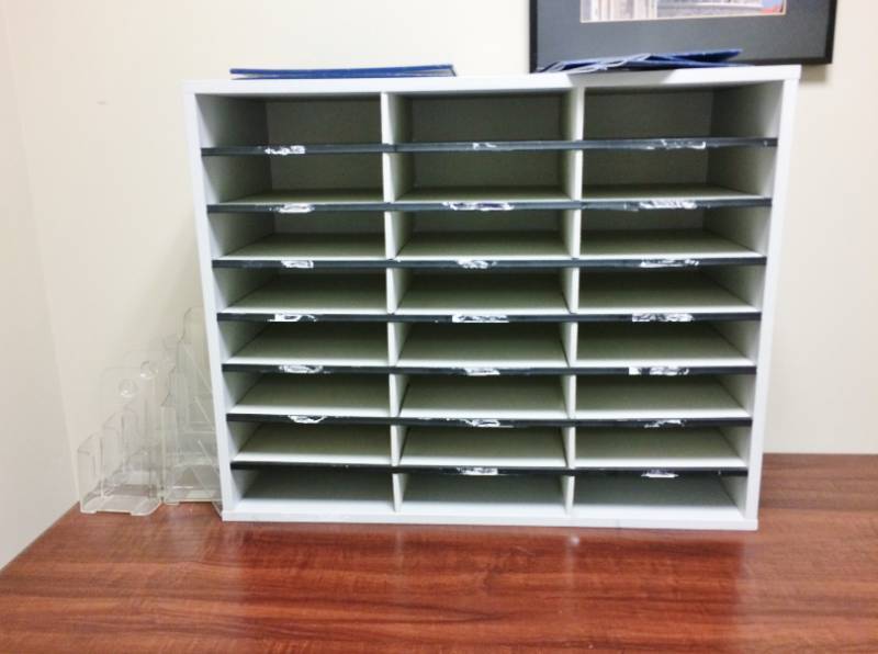 lot 131 image: Faux Wood Grain Work Table with&nbsp24 Compartments Tabletop Mailroom Laminate Literature File Organizer - Excellent condition