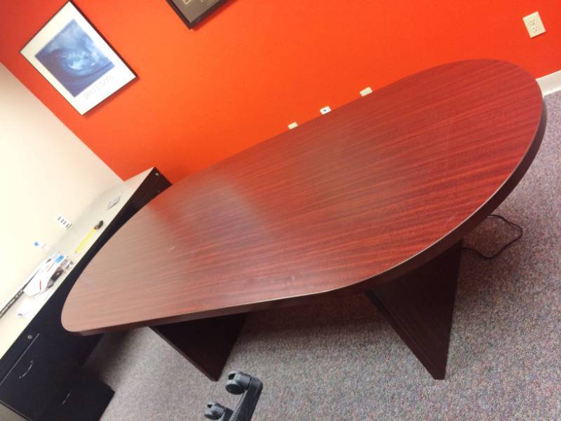 lot 211 image: WOW Stunning 95 x 44 Mahogany Raceway Conference Table - Excellent Condition
