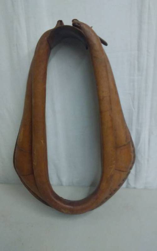 lot 34 image: Leather Horse Collar