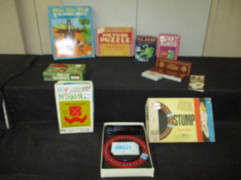 Misc old Card Games, Rin Tin Tin TV picture puzzle game