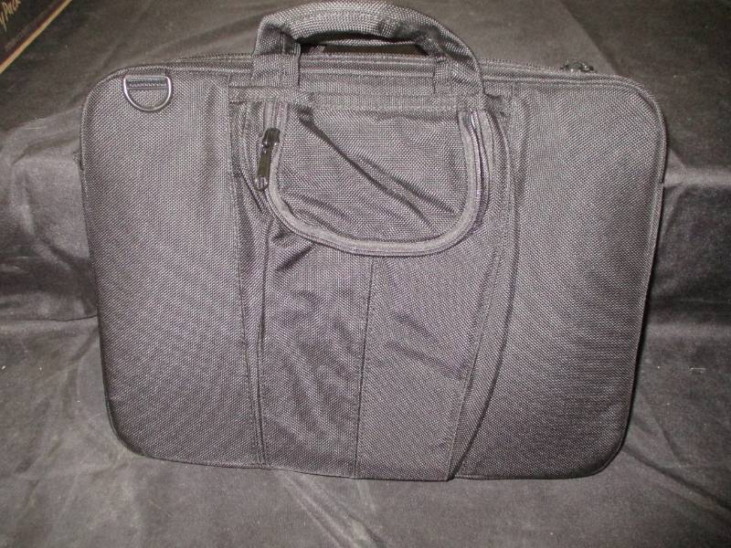 Brenthaven Laptop bag