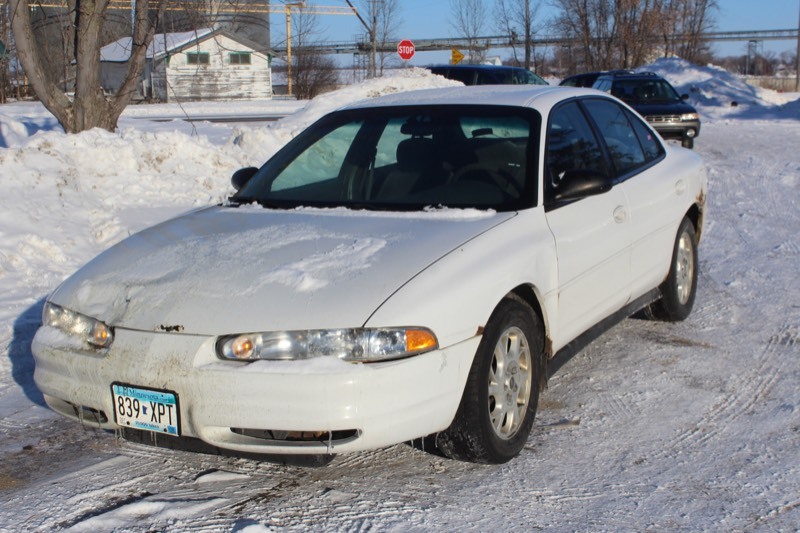 lot 3394 image: 2000 Oldsmobile Intrigue GX