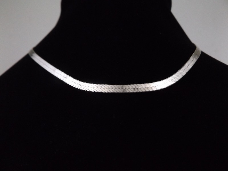 .925 Sterling Silver Herring Bone Necklace
