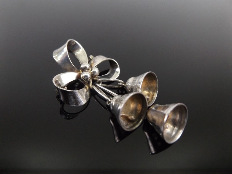 .925 Sterling Silver Bow and Bells Brooch