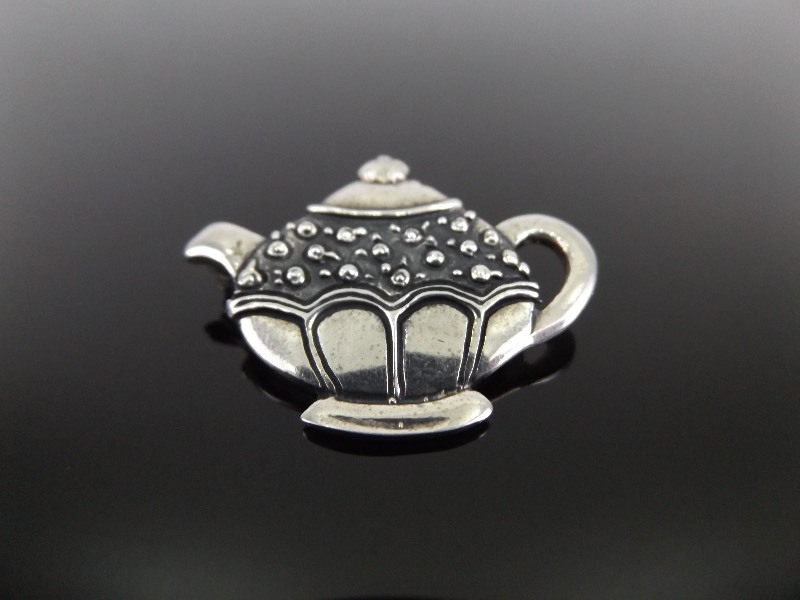 .925 Sterling Silver Tea Pot Brooch