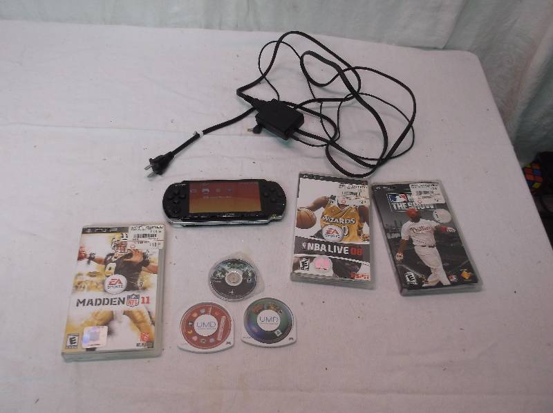 lot 8 image: PSP
