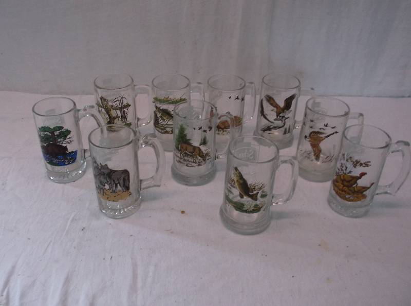 lot 20 image: Schmidt Glasses