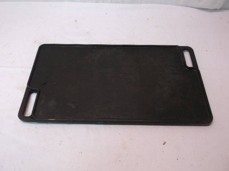 lot 36 image: Cast Iron