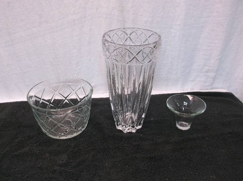 lot 83 image: Crystal