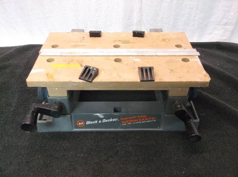 lot 103 image: Black & Decker