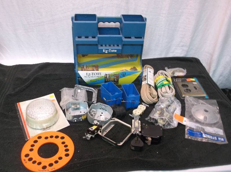lot 107 image: Storage Organizer