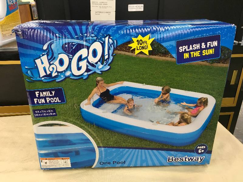 H2O GO Family Fun Pool, Retail $79.99