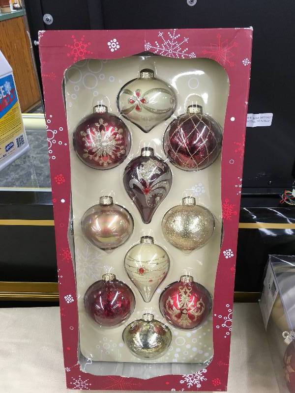 Kirkland Signature Ornaments, Retail $9.99