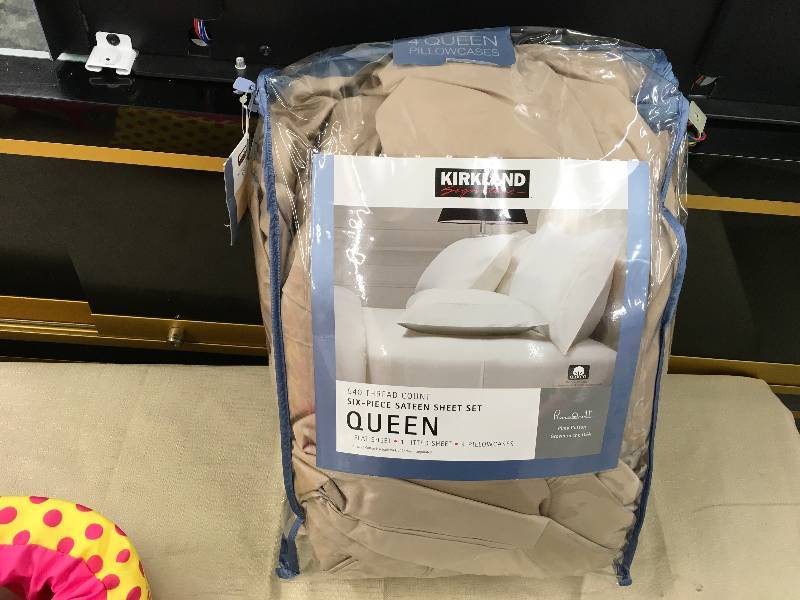Kirkland Signature 6 Piece Saten Sheet Set Queen, Retail $58.99