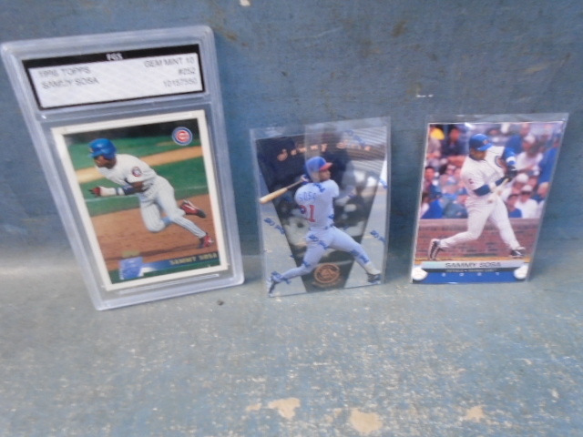 lot 43 image: Sammy Sosa Cards, Graded and More