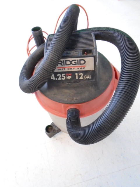 lot 68 image: Ridgid WetDry Vac