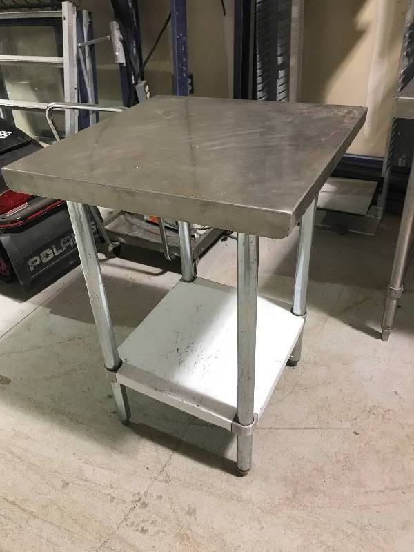 lot 54 image: Stainles Steel Tablewith stainless undershelf24x24x34