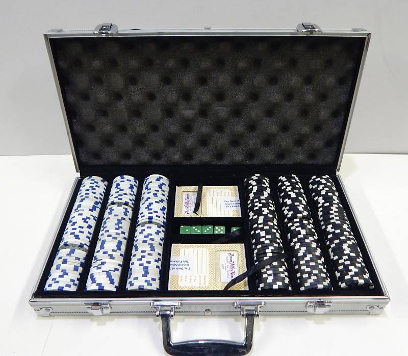 lot 35 image: 300 Chip Aluminum Poker Chip Case with Playing Cards and Dice