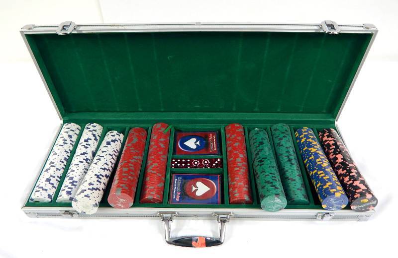 lot 39 image: 500 Chip Aluminum Poker Chip Case with Playing Cards and Dice - Sealed Rolls of Chips