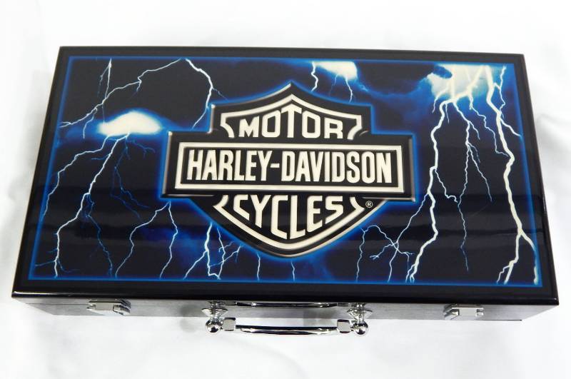 lot 65 image: Harley Davidson Chip Case with 300 Skull Poker Chips, Playing Cards and Dice