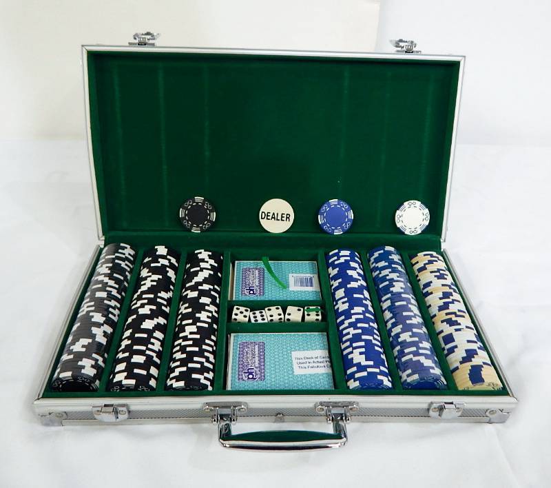 lot 82 image: 300 Chip Aluminum Poker Chip Case with Playing Cards and Dice