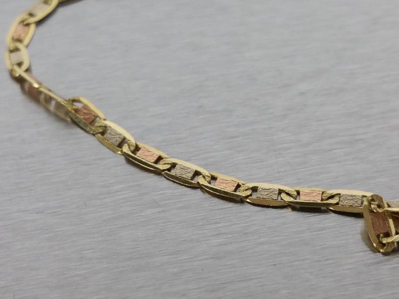 Italian Designed 24 Two Tone 10k Gold Estate Chain