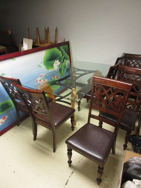 lot 916 image: GLASS TOP DINING TABLE W 8 CHAIRS