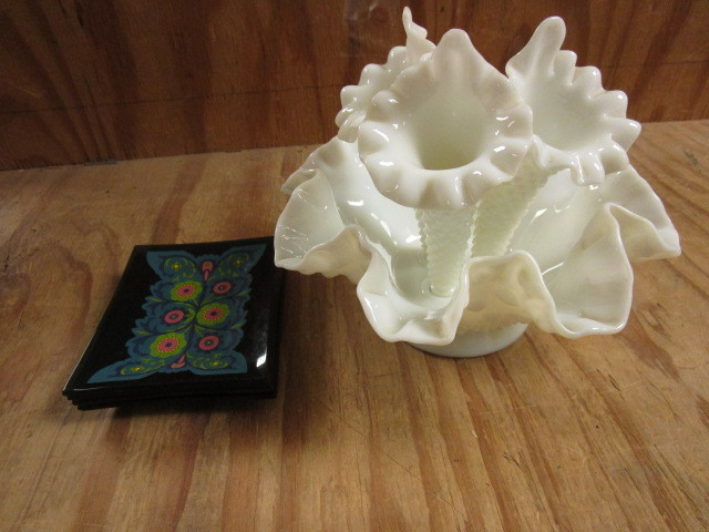 lot 933 image: FENTON HOBNAIL MILK GLASS