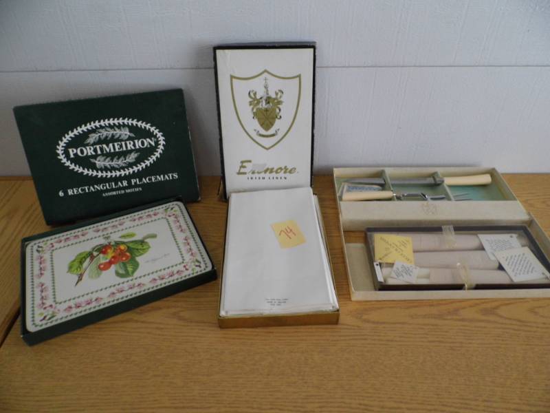 Cutlery Set - Napkins - Placemats