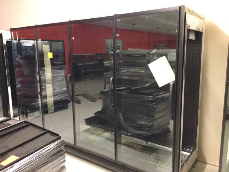 lot 17 image: Zero&nbspZone RVMC30 Crystal Door Cooler 