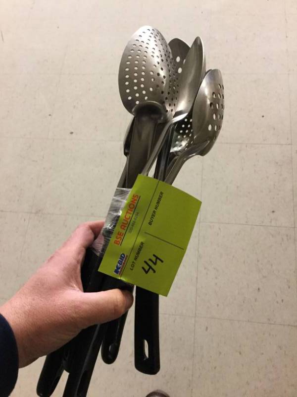 lot 44 image: Misc Spoons