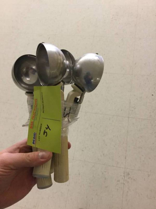 lot 54 image: Misc Ice Cream Scoops