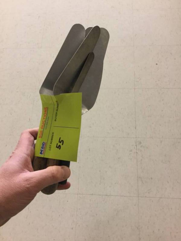 lot 55 image: Misc Spatulas