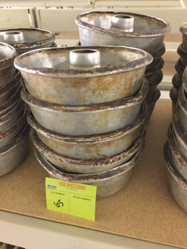 lot 65 image: Bread Pans