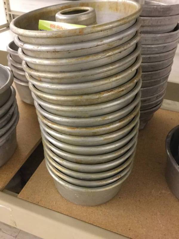 lot 76 image: Bread Pans