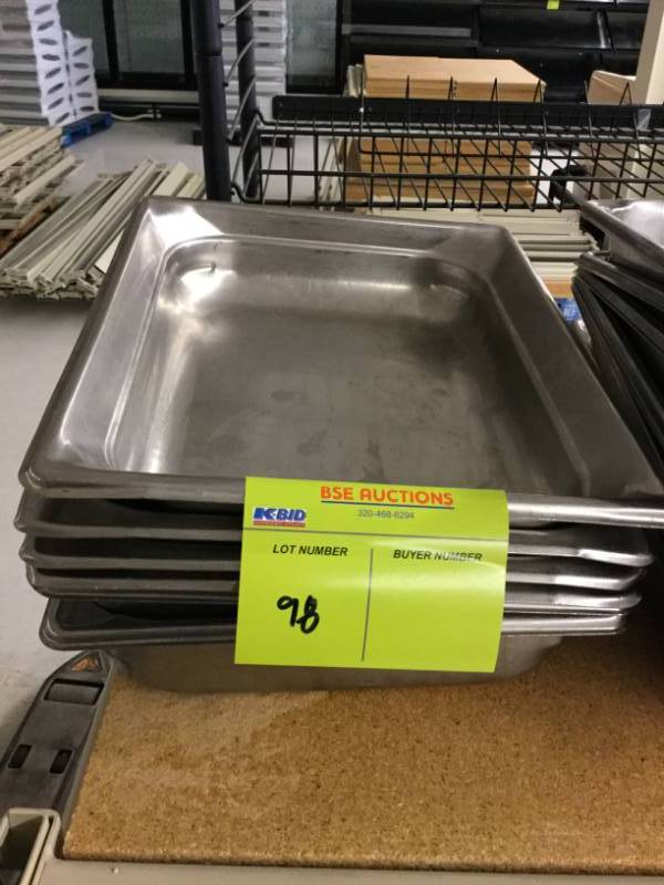 lot 98 image: Food Pans