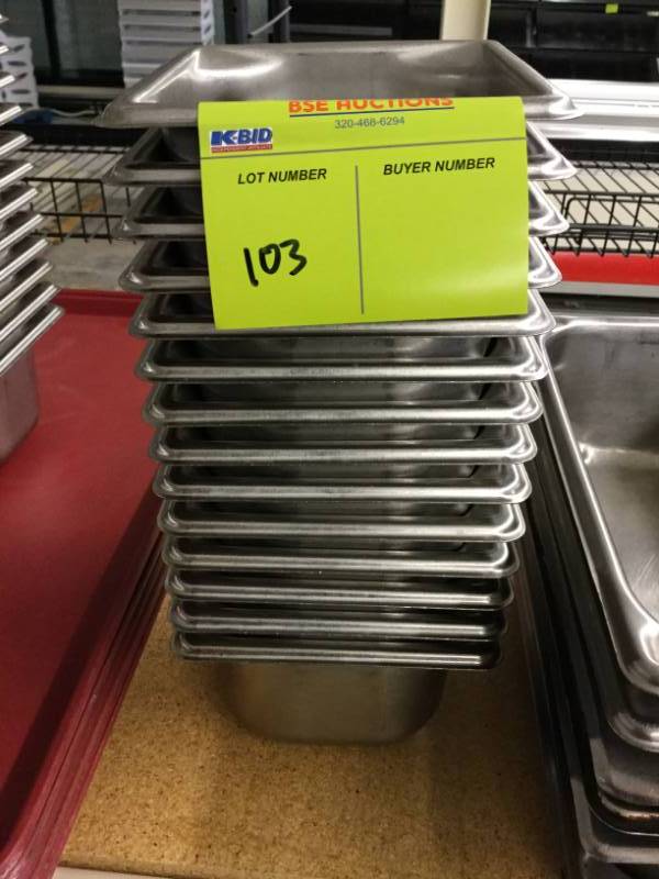 lot 103 image: Food Pans