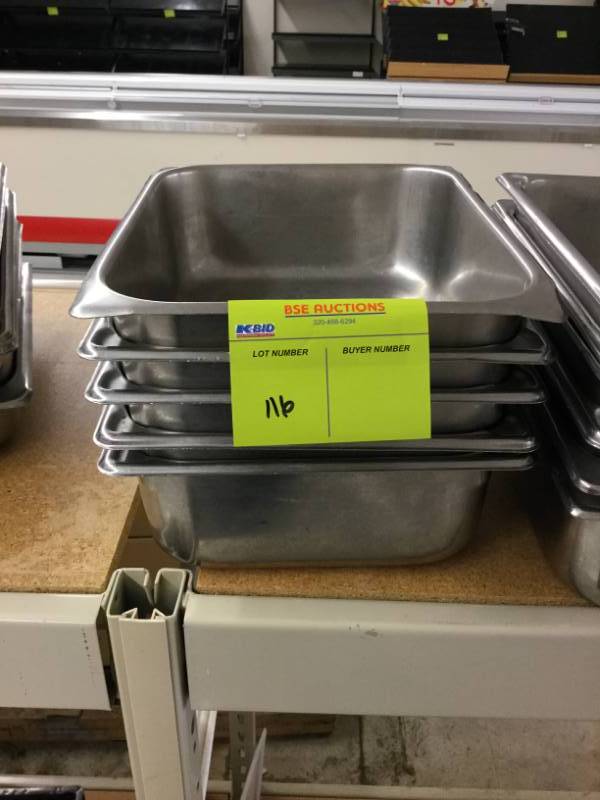 lot 116 image: Food Pans