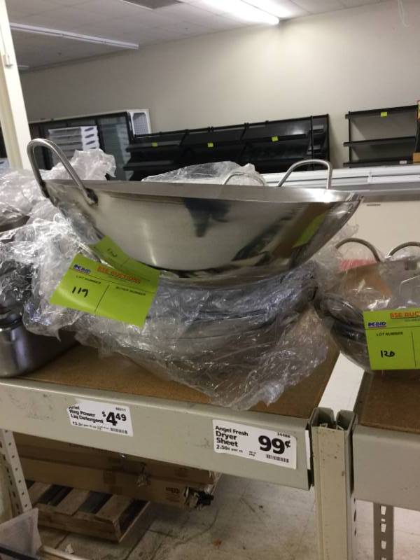 lot 119 image: Misc Bowls