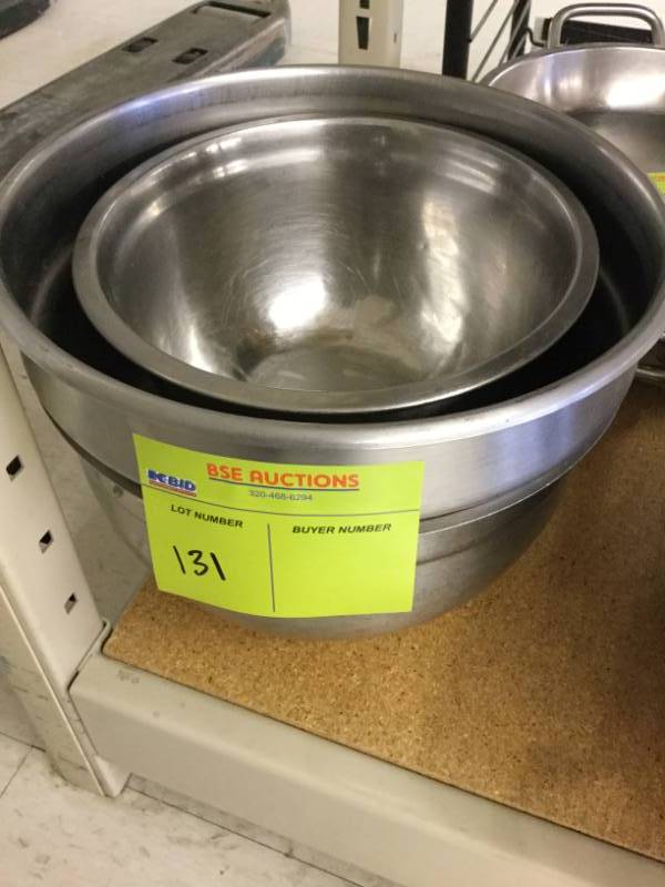 lot 131 image: Misc Cooking Bowls