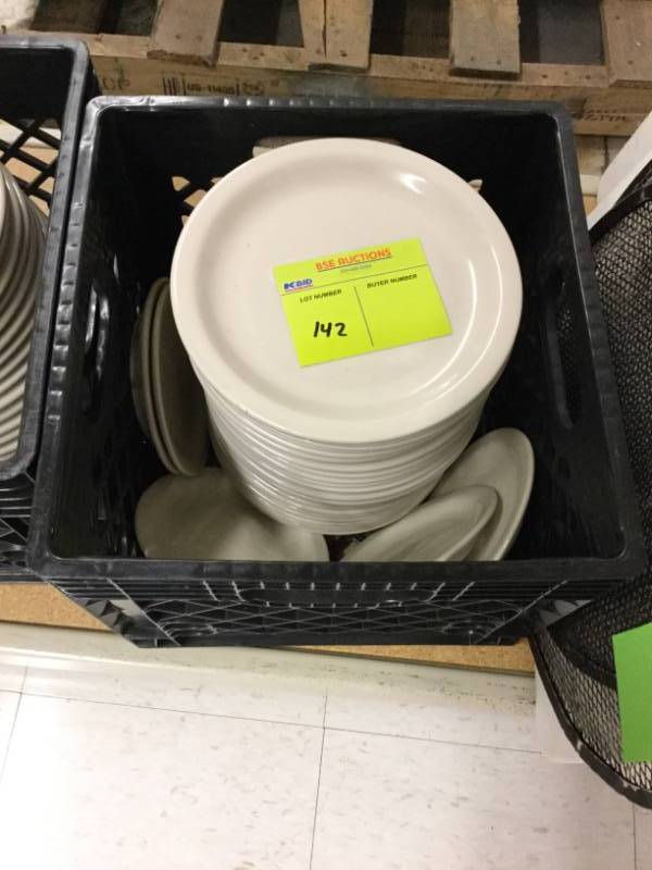 lot 142 image: Dinner Plates